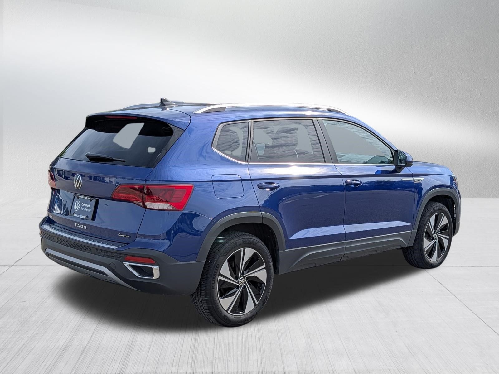 Certified 2024 Volkswagen Taos SE AWD/4WD image 7