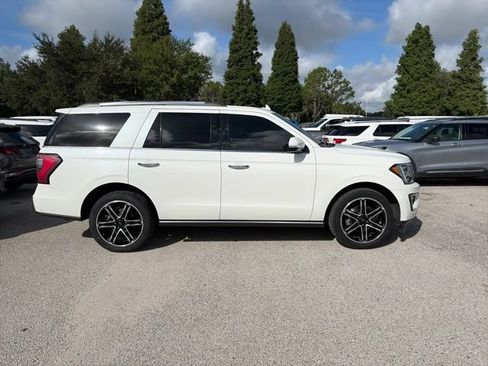 Used 2021 Ford Expedition Limited RWD image 4