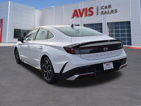 Used 2025 Hyundai Sonata SEL FWD image 9