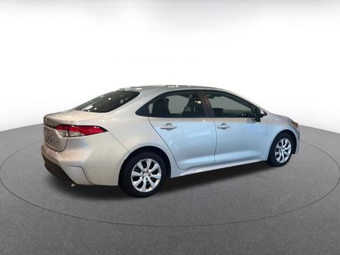 Used 2025 Toyota Corolla LE image 15