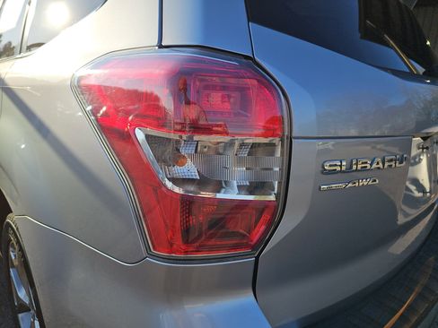 Used 2015 Subaru Forester 2.5i Touring w/ Eyesight & Navigation System image 35