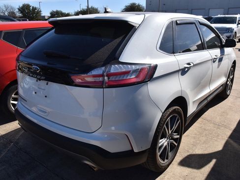 Used 2021 Ford Edge Titanium w/ Equipment Group 301A image 5