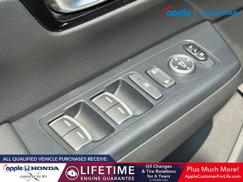Used 2024 Honda CR-V EX-L image 9
