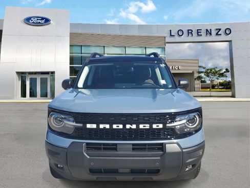 New 2026 Ford Bronco Sport Outer Banks w/ Outer Banks Tech Package+ AWD/4WD image 2