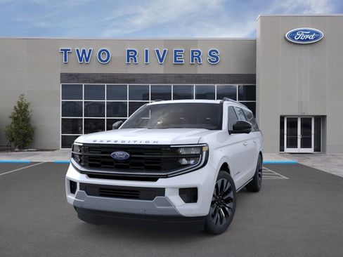 New 2026 Ford Expedition Max Platinum image 2