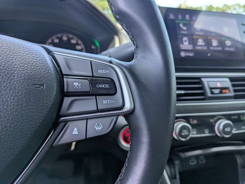 Used 2022 Honda Accord EX-L image 27