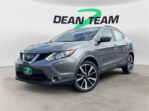 Used 2018 Nissan Rogue Sport SL w/ SL Premium Package image 4
