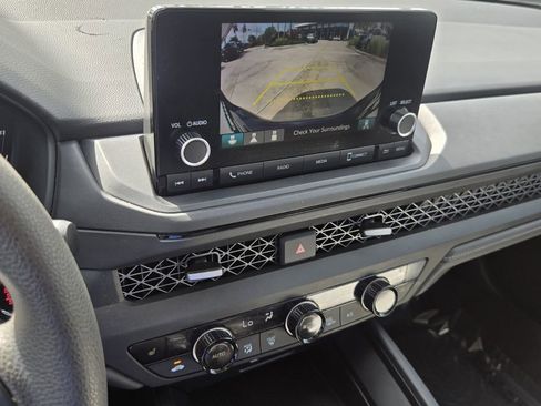 Certified 2025 Honda Accord SE image 21
