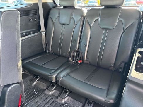 Used 2021 Kia Sorento S image 10