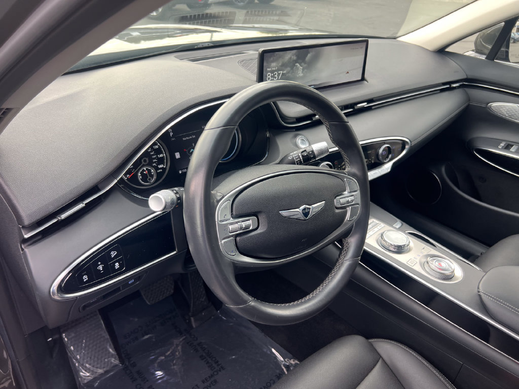 Used 2025 Genesis GV70 2.5T AWD/4WD image 11