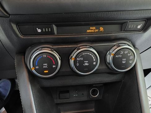 Used 2019 MAZDA CX-3 Touring w/ Preferred Equipment Package FWD image 34