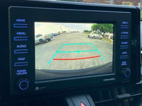 Used 2021 Toyota RAV4 LE image 21