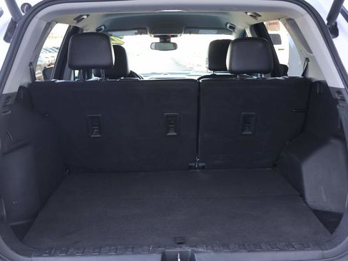 Used 2021 GMC Terrain SLT image 11