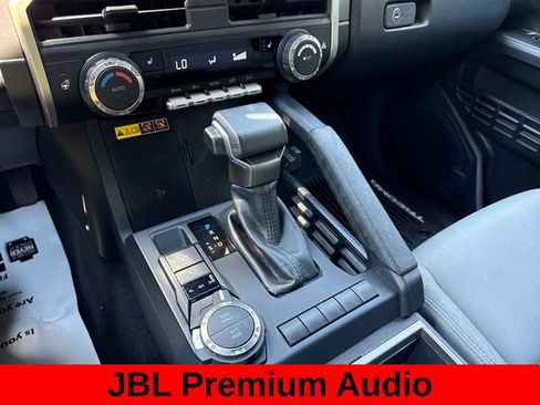 Used 2024 Toyota Tacoma SR5 AWD/4WD image 20