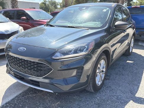 Used 2022 Ford Escape SE w/ Convenience Package FWD image 3