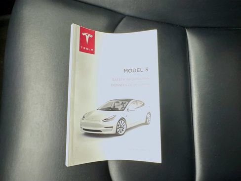 Used 2019 Tesla Model 3 Standard Range RWD image 49