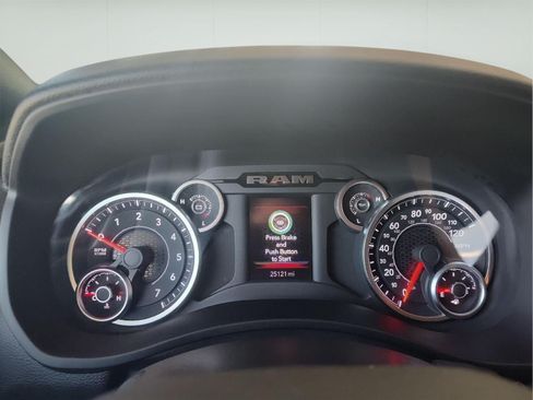 Used 2026 RAM 2500 Big Horn AWD/4WD image 12