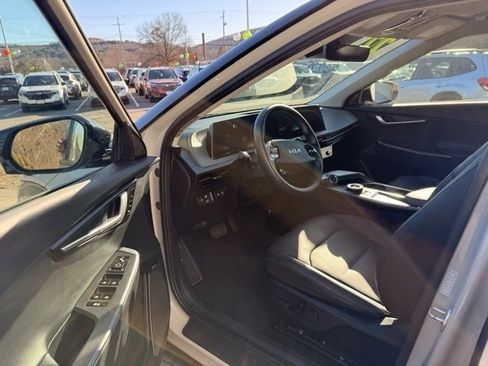 Used 2022 Kia EV6 Wind w/ Wind Technology Package image 18
