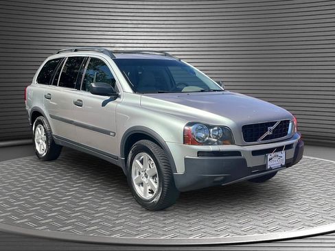 Used 2005 Volvo XC90 2.5T AWD/4WD image 1