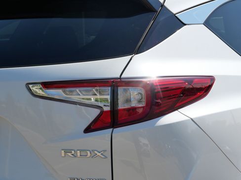 Used 2024 Acura RDX SH-AWD w/ Technology Package image 17