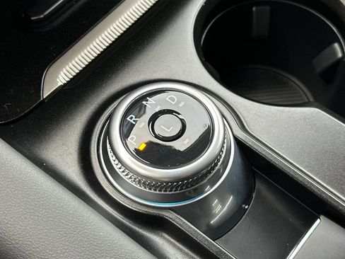 Used 2025 Ford Explorer Active w/ Active Comfort Package image 23