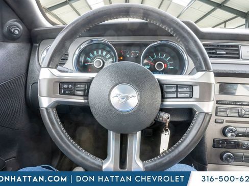 Used 2013 Ford Mustang Convertible image 6