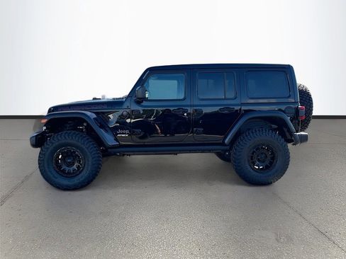 New 2025 Jeep Wrangler Unlimited Rubicon w/ Convenience Group AWD/4WD image 4