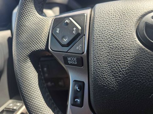 Used 2023 Toyota Tacoma SR5 AWD/4WD image 31