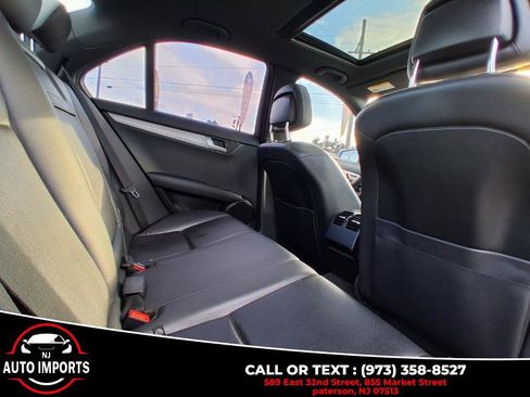 Used 2013 Mercedes-Benz C 300 Sport image 18