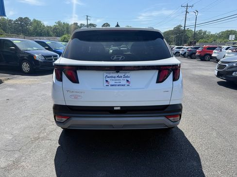 Used 2025 Hyundai Tucson SEL AWD/4WD image 10