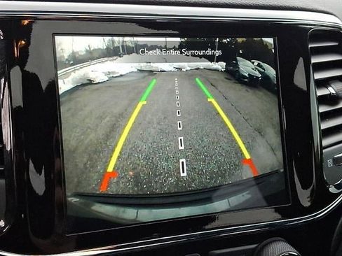 Used 2021 Jeep Grand Cherokee Laredo X image 22