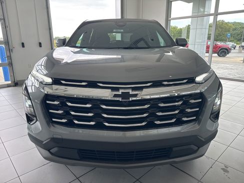 New 2026 Chevrolet Equinox LT w/ Convenience Package II image 2