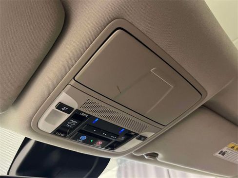 Used 2018 Acura MDX SH-AWD w/ Technology Package image 34