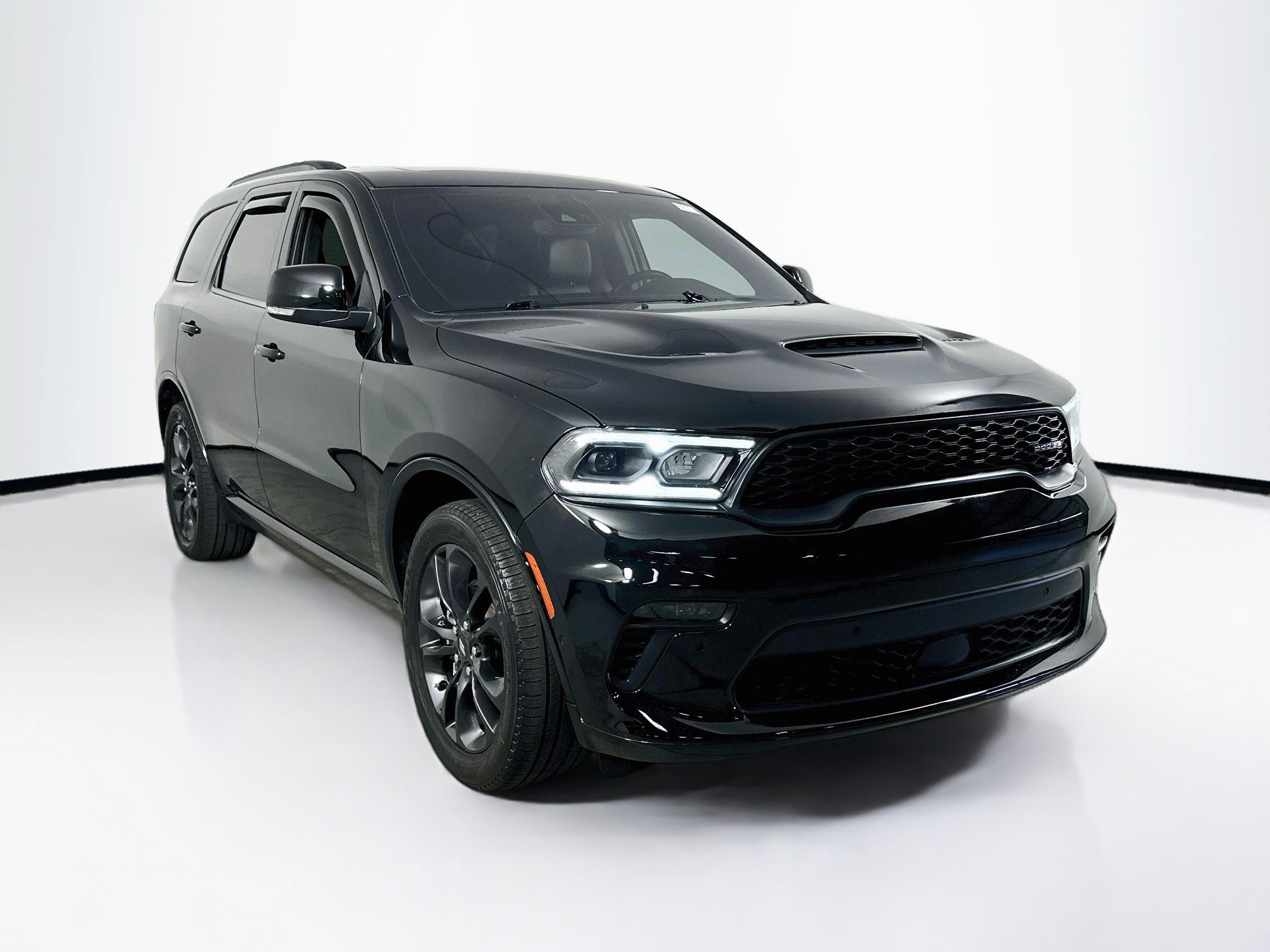 Used 2023 Dodge Durango GT RWD image 3
