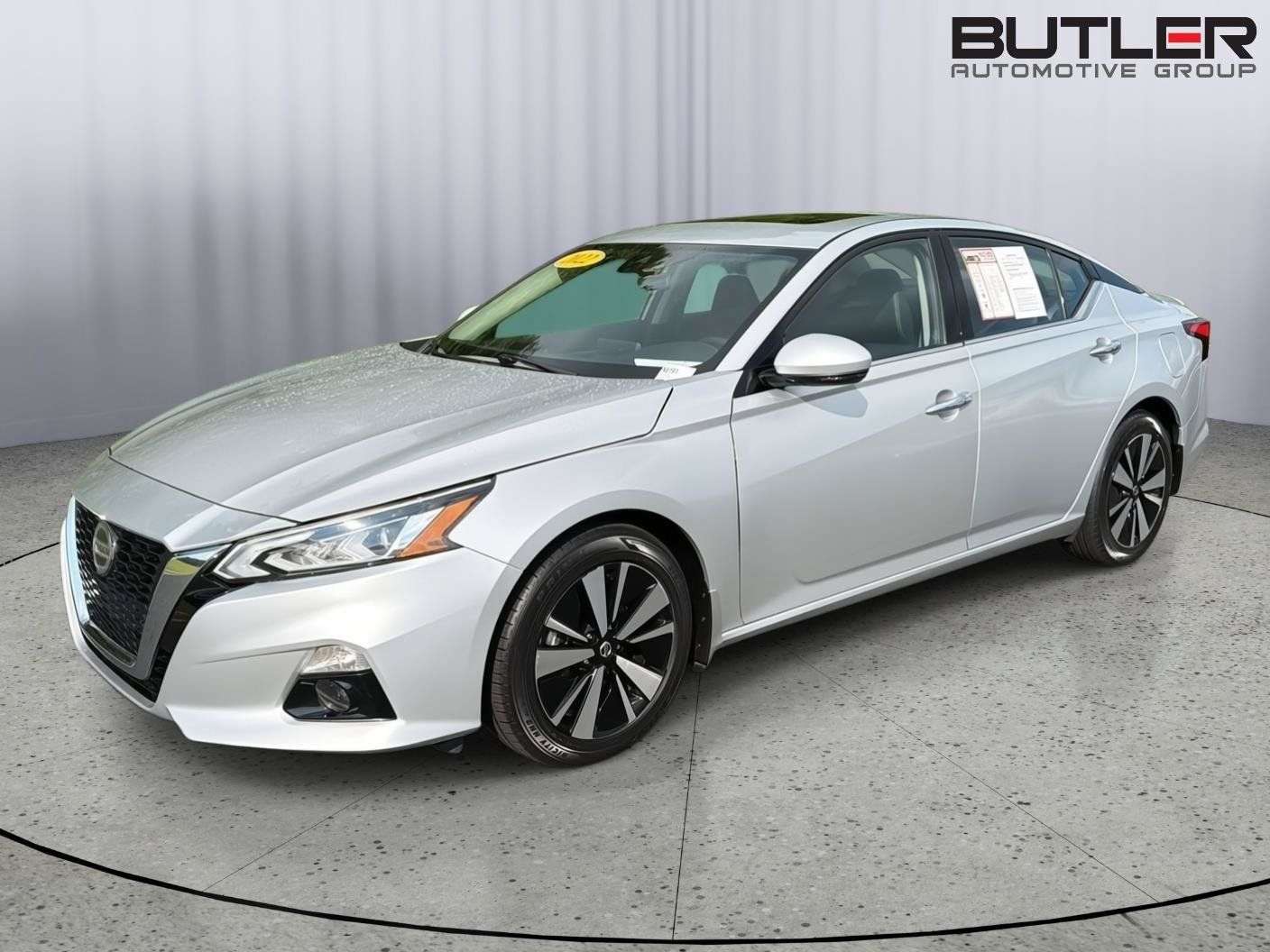 Used 2022 Nissan Altima 2.5 SL FWD image 2