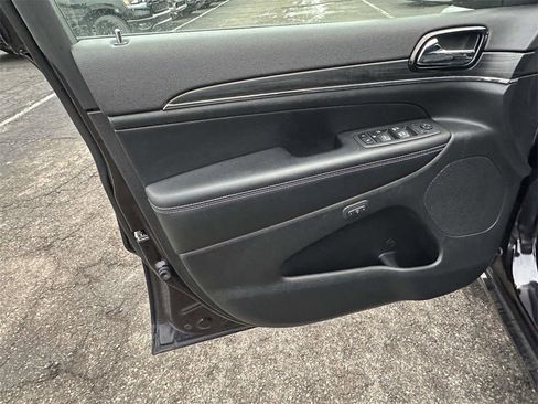 Used 2021 Jeep Grand Cherokee Limited w/ Quick Order Package 28K 80th image 16