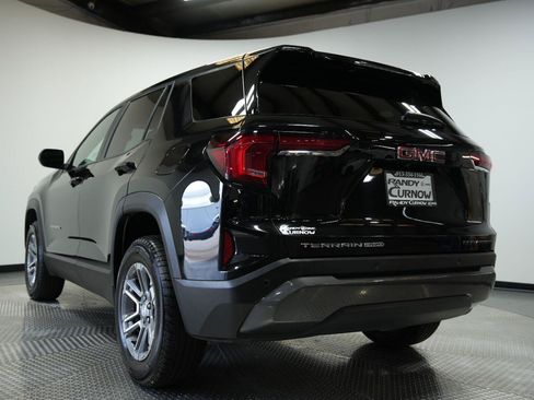 Used 2026 GMC Terrain Elevation AWD/4WD image 26