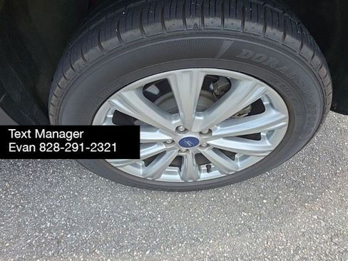 Used 2017 Ford Escape Titanium FWD image 11