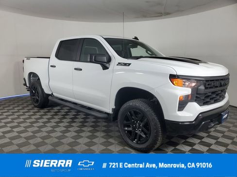 New 2026 Chevrolet Silverado 1500 Custom Trail Boss w/ Turbomax Blackout Package AWD/4WD image 1