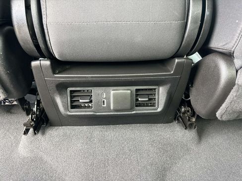 Used 2023 Chevrolet Silverado 1500 LT AWD/4WD image 14