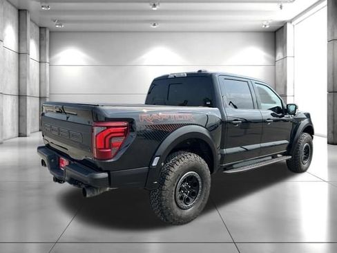 Used 2025 Ford F150 Raptor AWD/4WD image 8