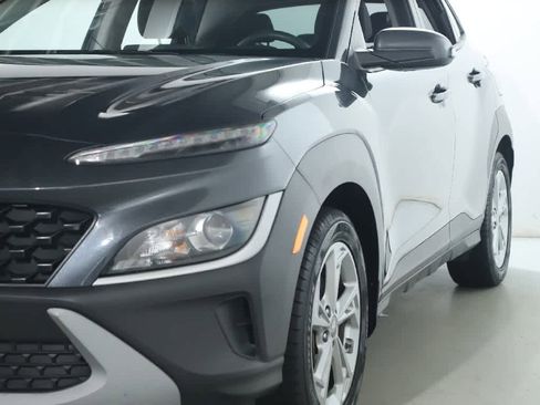 Used 2023 Hyundai Kona SEL image 4