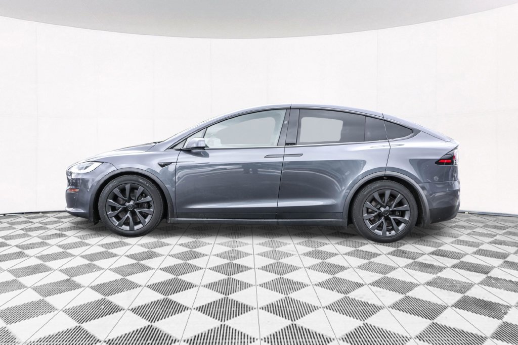 Used 2023 Tesla Model X AWD/4WD image 14