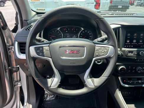 Used 2022 GMC Terrain SLE w/ Driver Convenience Package AWD/4WD image 21