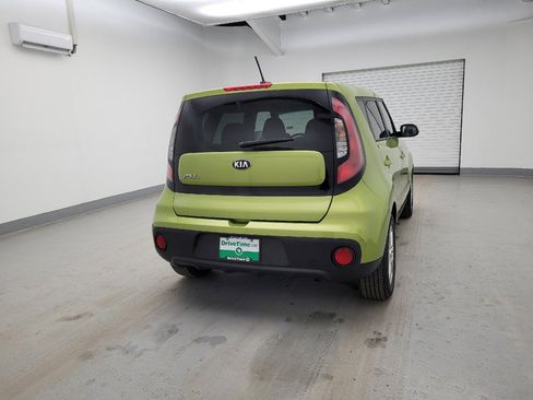 Used 2018 Kia Soul FWD image 7