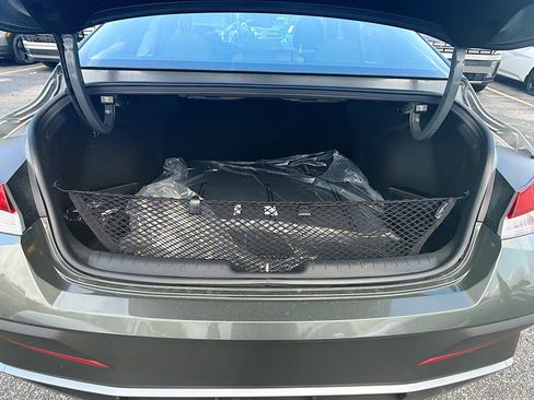 New 2026 Hyundai Elantra Sport FWD image 18