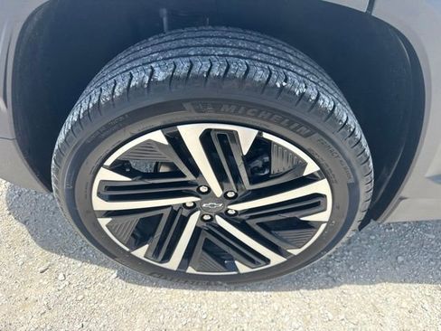Used 2026 Chevrolet Equinox RS w/ Convenience Package III FWD image 28