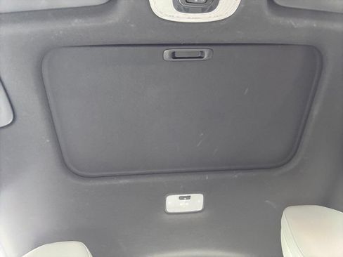 Used 2025 Hyundai Elantra Limited FWD image 40