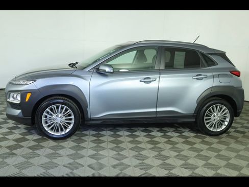 Used 2021 Hyundai Kona SEL AWD/4WD image 17
