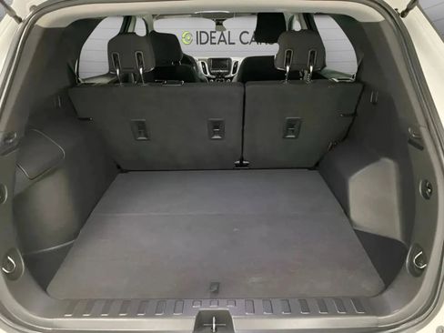 Used 2020 Chevrolet Equinox LS FWD image 13